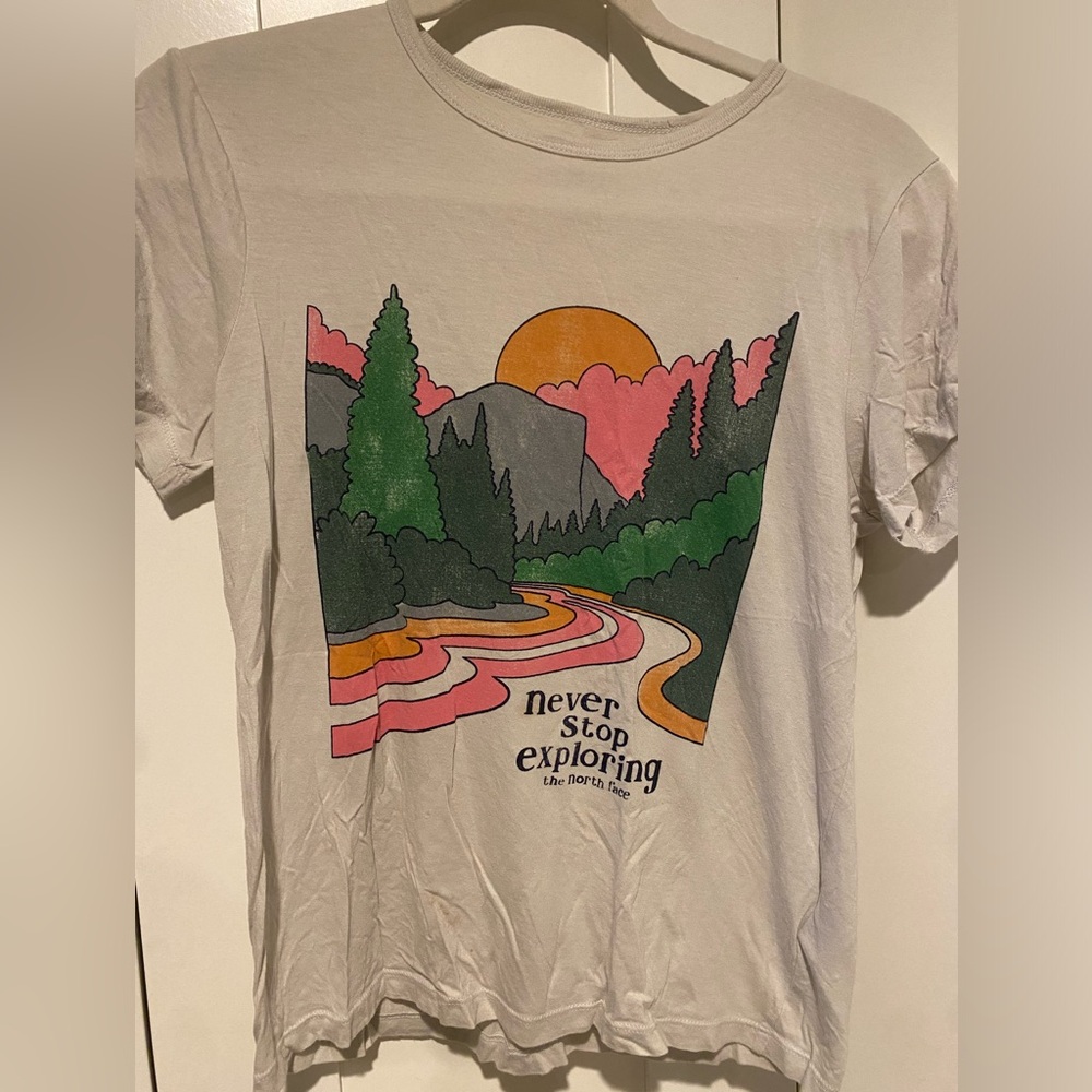 North Face tee